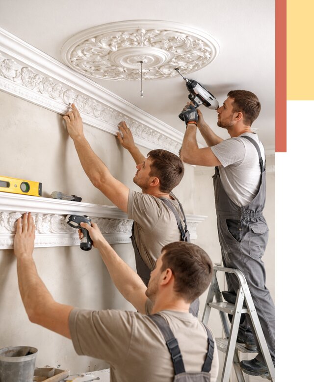 Монтаж лепнины на потолок в Костроме от 3267 руб. быстро и недорого | ОТДЕЛОЧНИК-Кст